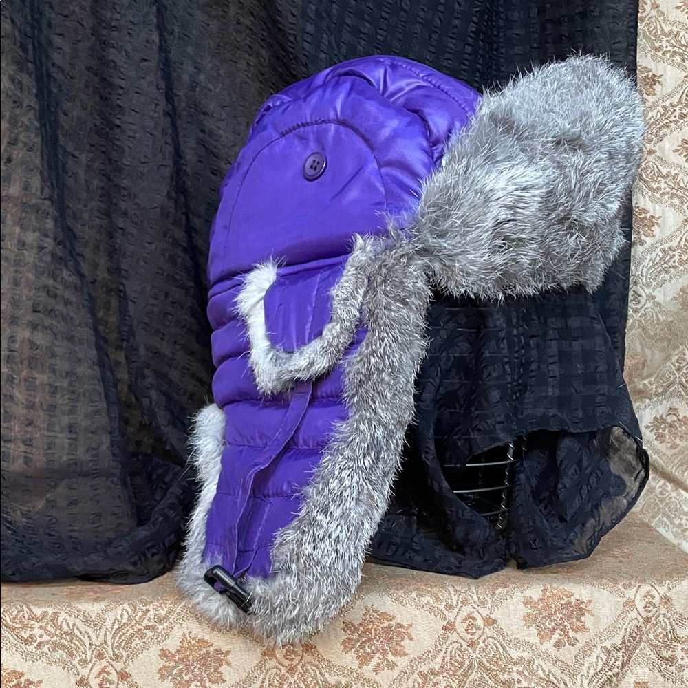 😊 Vibrant Purple puffer Trapper Hat with Fur size 11